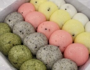 100% 국내산 쌀로 만든쫀득하고 오색기지떡1box(50ea)-[5월13일/수요일수령]